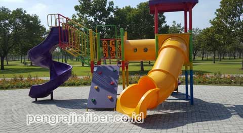 Jasa Pembuatan Playground Fiberglass Banda Aceh