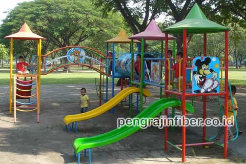 Jasa Pembuatan Playground Fiberglass Banjarnegara Terpercaya