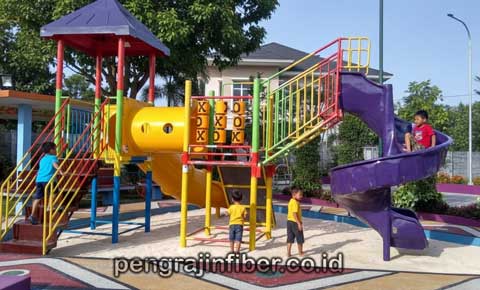 Jasa Pembuatan Playground Fiberglass Blora