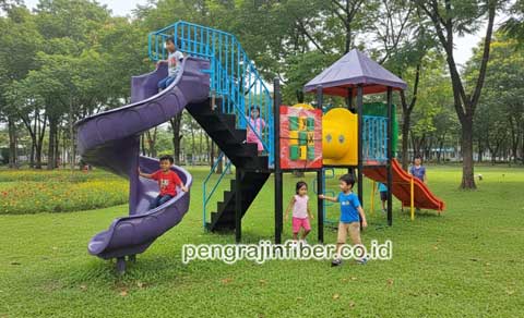 Jasa Pembuatan Playground Fiberglass Kota Cirebon