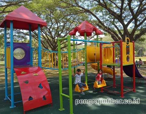 Jasa Pembuatan Playground Fiberglass Malang