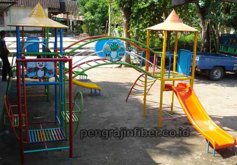 Jasa Pembuatan Playground Fiberglass Rembang Terpercaya