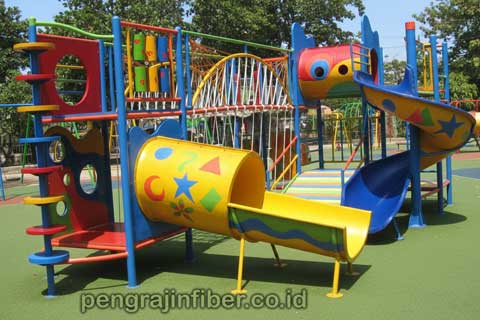 Jasa Pembuatan Playground Fiberglass Sleman