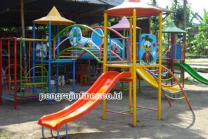 Jasa Pembuatan Playground Fiberglass Subang
