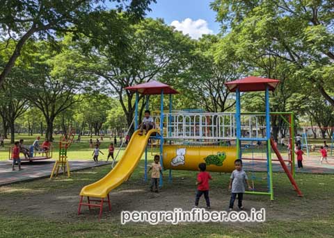 Jasa Pembuatan Playground Fiberglass Tasikmalaya