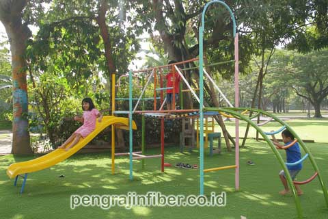 Pengrajin Playground Fiberglass Brebes Berkualitas