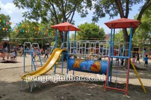 Pengrajin Playground Fiberglass Ciamis