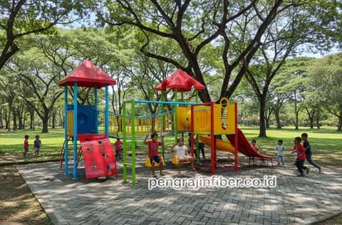 Pengrajin Playground Fiberglass Garut