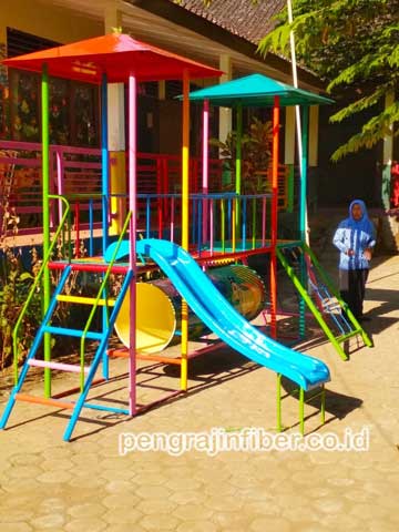 Pengrajin Playground Fiberglass Magetan Berkualitas