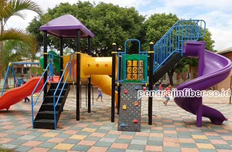 Pengrajin Playground Fiberglass Sumedang