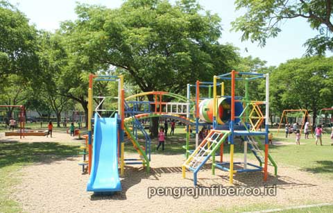 Produsen Playground Fiberglass Gresik